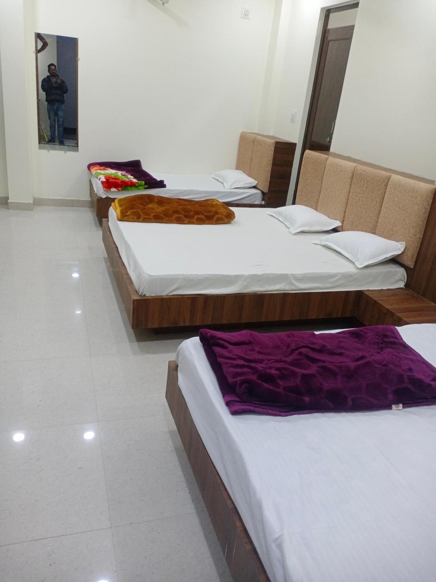 Hotel Soham Palace Ujjain Ngoại thất bức ảnh